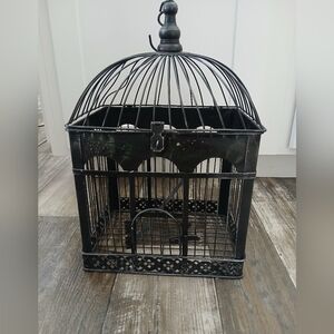 Decorative Black Hanging Metal Birdhouse Top And Small Doors Open